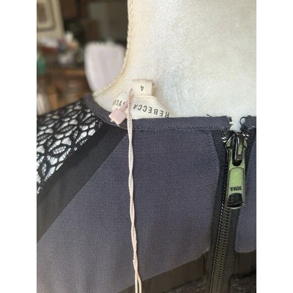 Elegant Rebecca Taylor NWT size 4 Navy Rayon Silk Dress Retail $395 - Picture 6 of 12